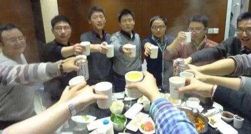 吃瓜群众抢口罩,吃瓜群众抢购热潮背后的故事