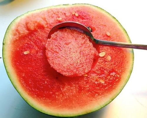 超大号吃瓜勺,超大号吃瓜勺的奇幻之旅